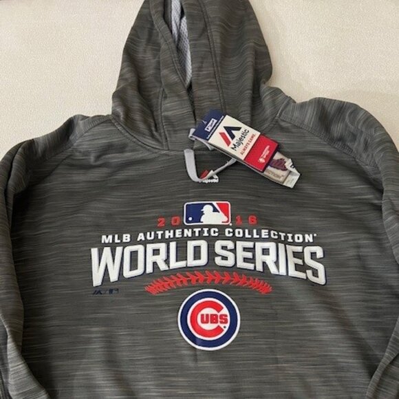 NWT Chicago Cubs Majestic 2016 World Series Streak Fleece Pullover Hoodie - Picture 1 of 3